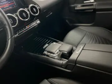 MERCEDES-BENZ GLA 250e Style LED HIGH Park-Paket Spiegel