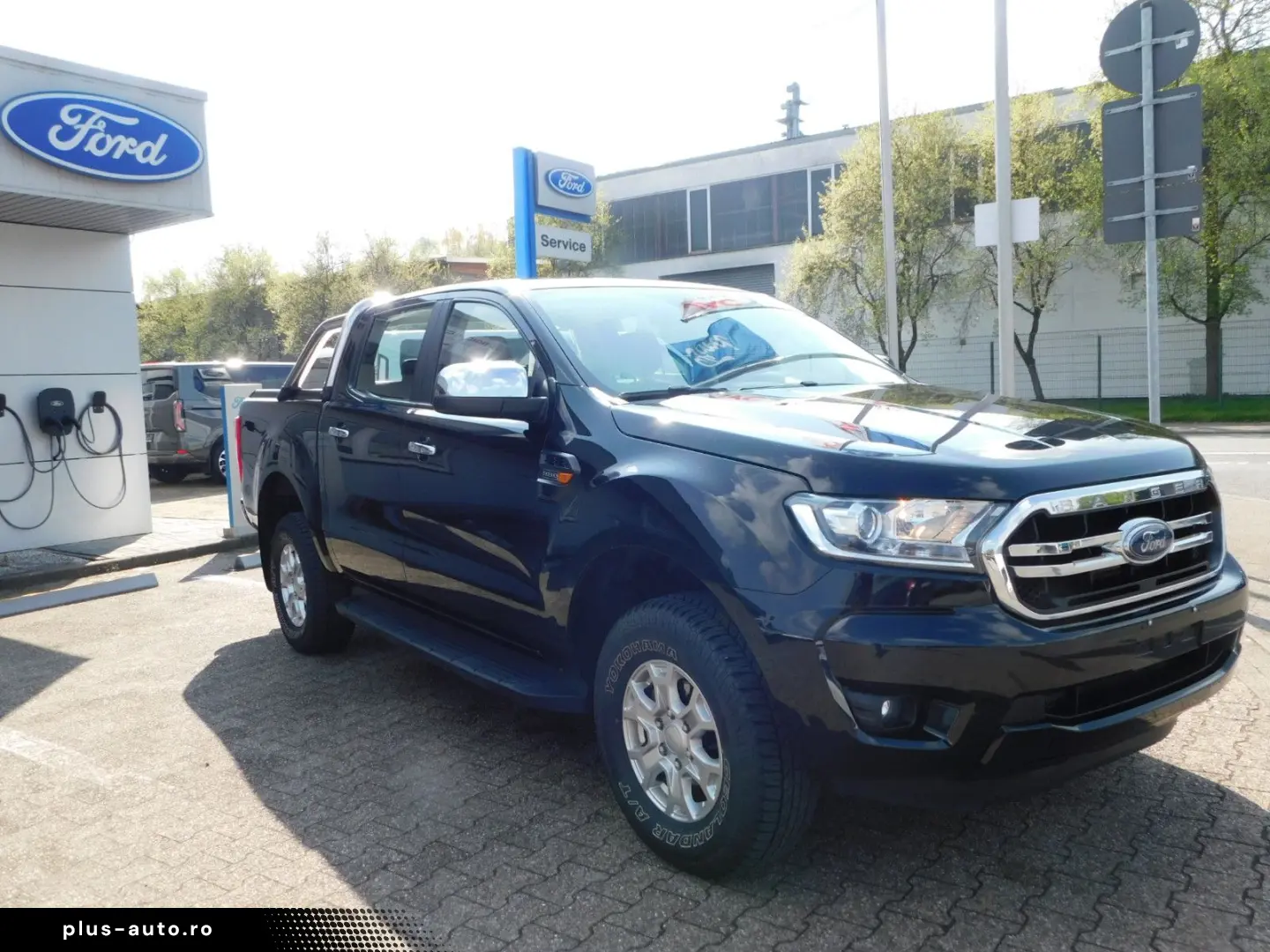 FORD Ranger XLT Doppelkabine 4x4 Rollo Navi AHK