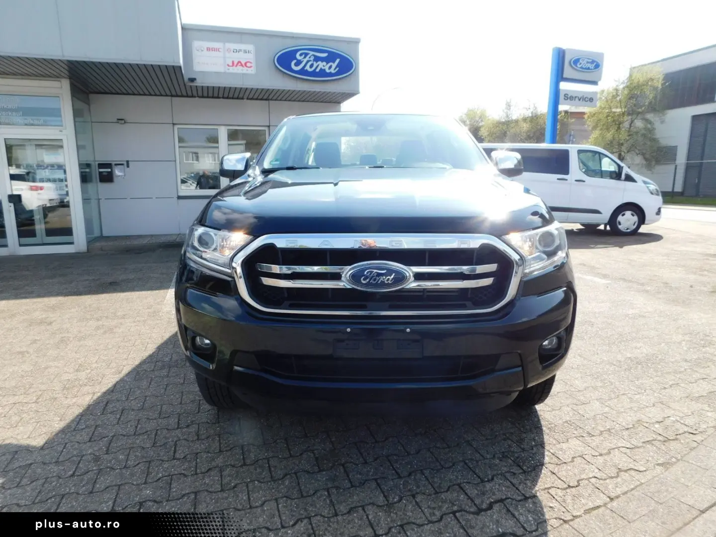 FORD Ranger XLT Doppelkabine 4x4 Rollo Navi AHK