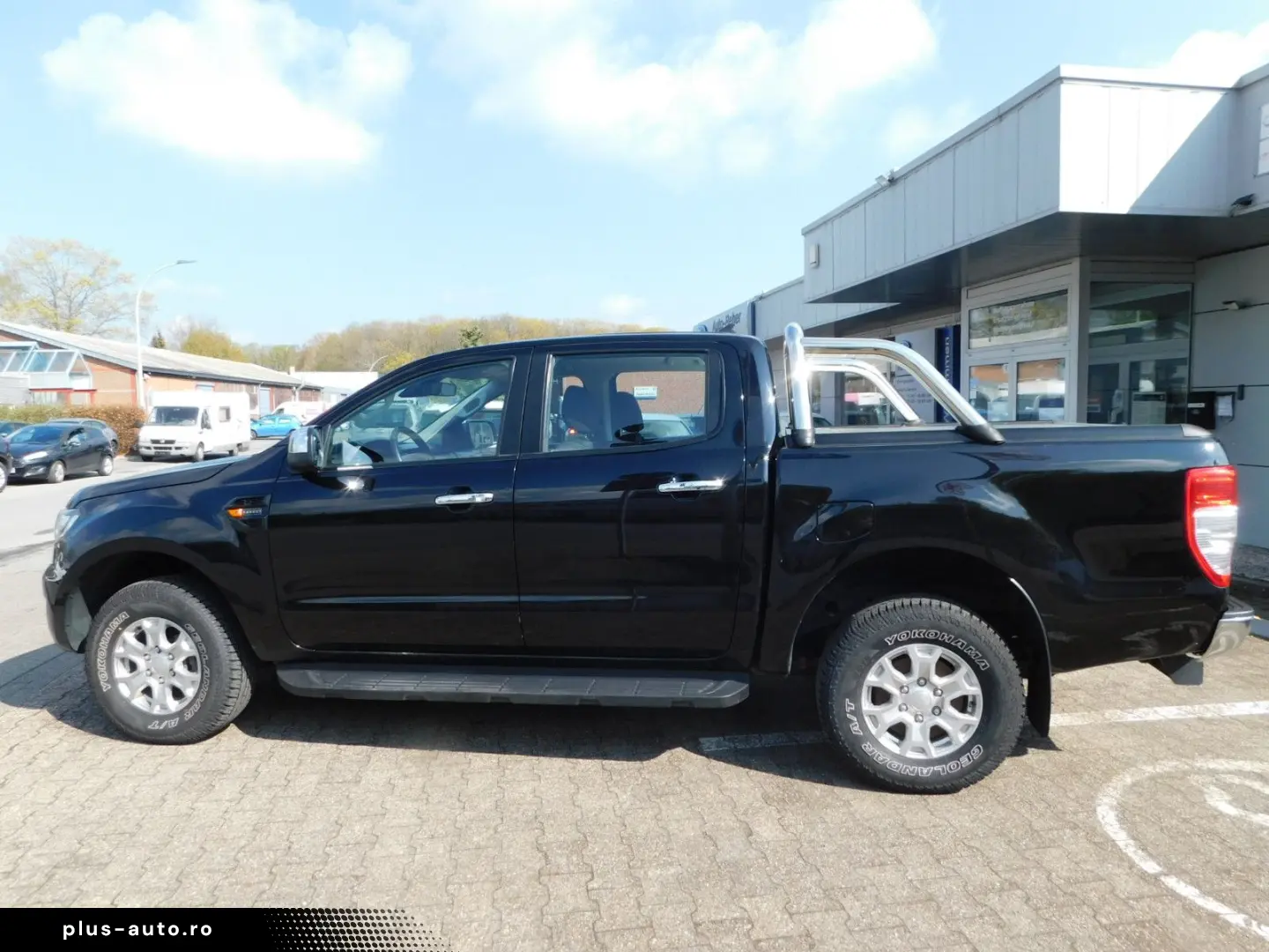 FORD Ranger XLT Doppelkabine 4x4 Rollo Navi AHK