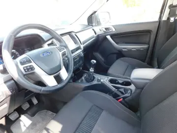 FORD Ranger XLT Doppelkabine 4x4 Rollo Navi AHK