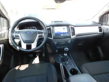 FORD Ranger XLT Doppelkabine 4x4 Rollo Navi AHK