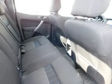 FORD Ranger XLT Doppelkabine 4x4 Rollo Navi AHK