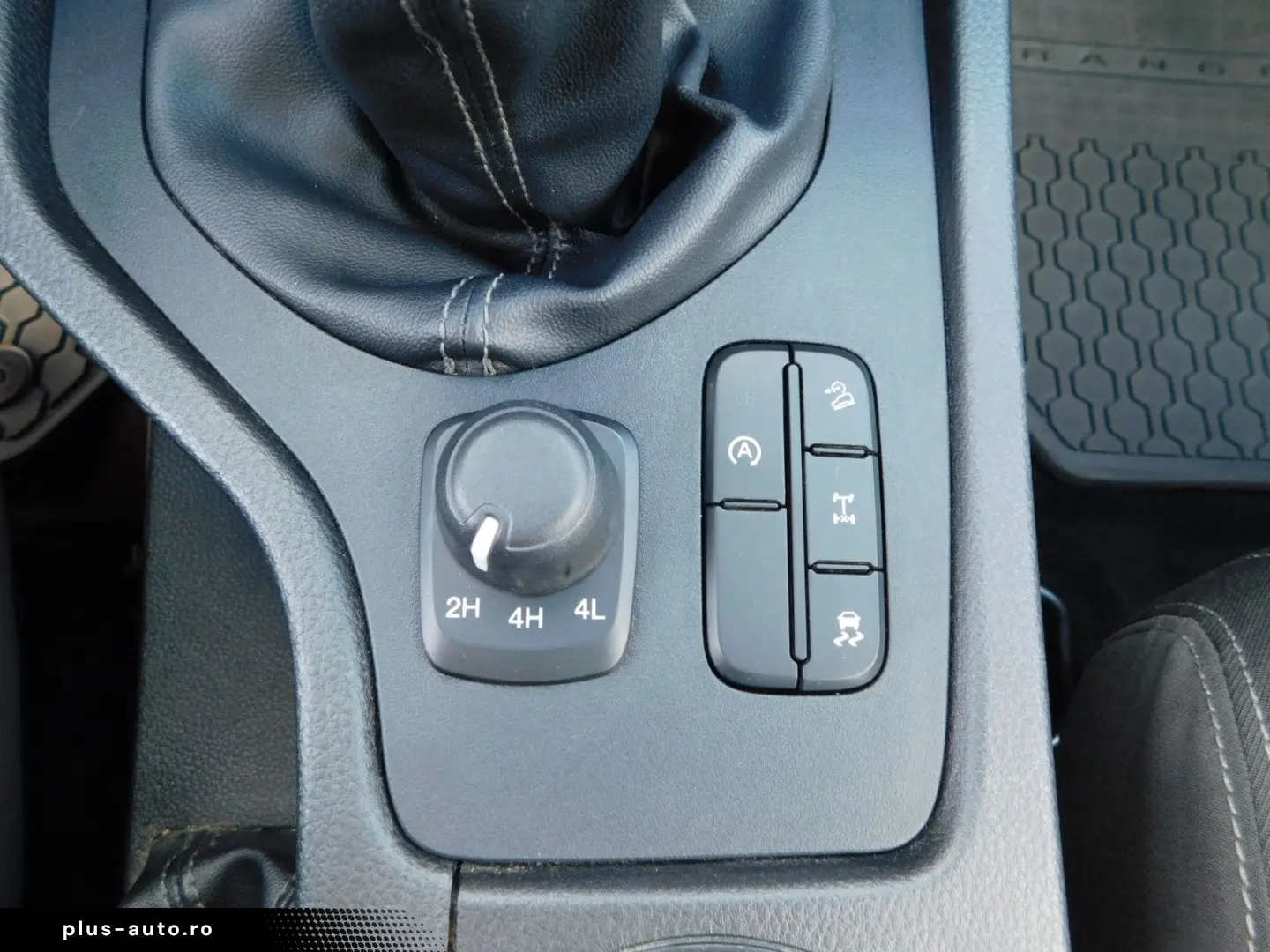 FORD Ranger XLT Doppelkabine 4x4 Rollo Navi AHK