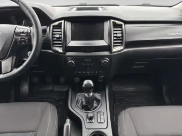 FORD Ranger Wolftrak Doppelkabine 4x4 AHK Navi PDC