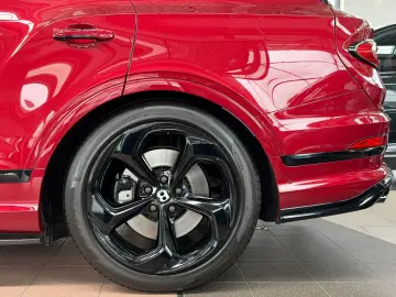 BENTLEY Bentayga V8 S Naim Carbon 360  HUD 22