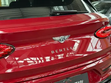 BENTLEY Bentayga V8 S Naim Carbon 360  HUD 22