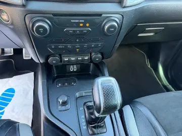 FORD Raptor Doppelkabine 4x4 Leder Navi Kamera