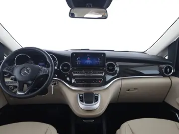 MERCEDES-BENZ V 300 d 4M Avantgarde Kompakt LED Leder 360