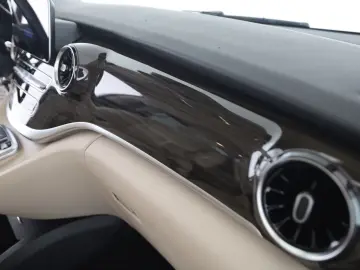 MERCEDES-BENZ V 300 d 4M Avantgarde Kompakt LED Leder 360