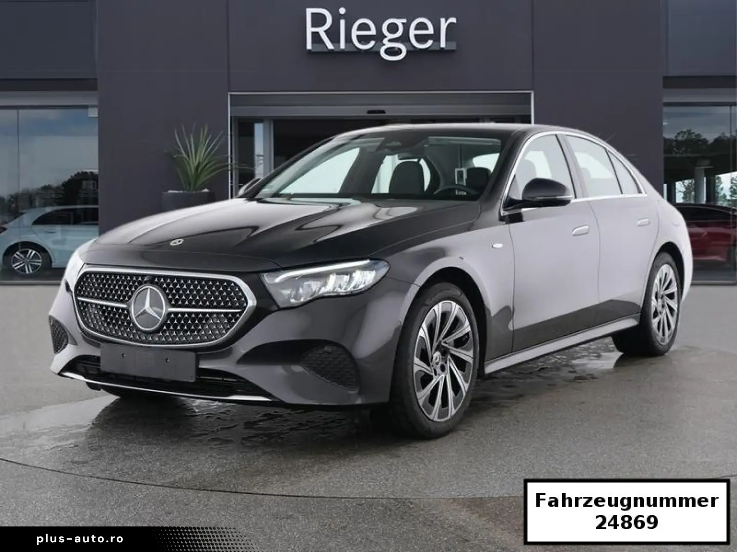 MERCEDES-BENZ E 300 e Avantgarde Superscreen Distron&hellip;