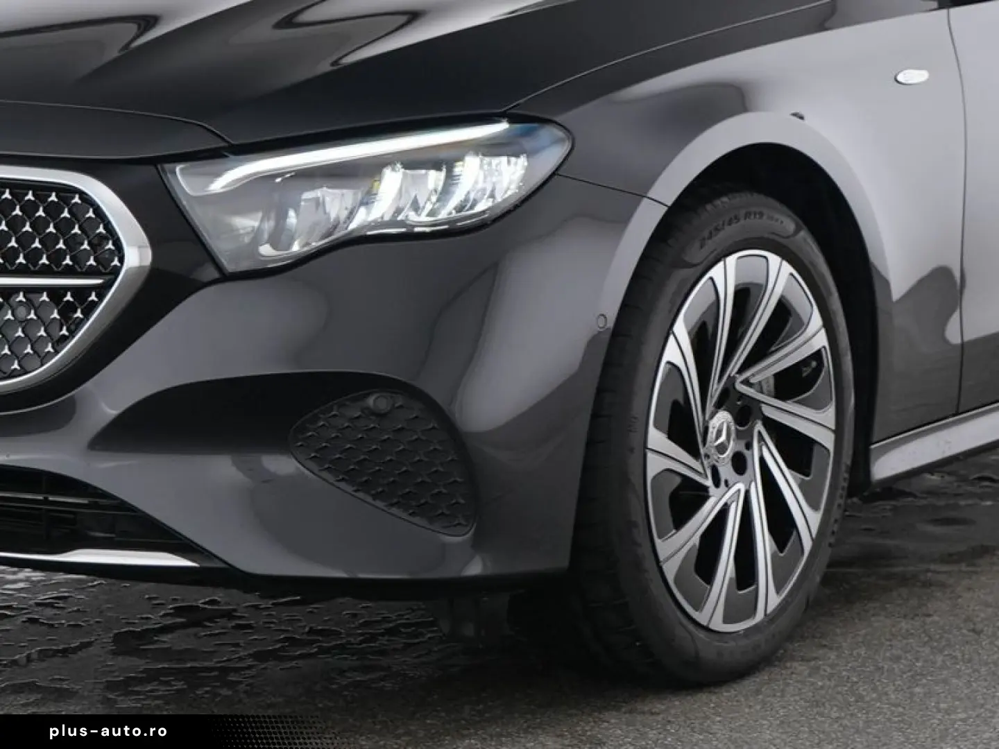 MERCEDES-BENZ E 300 e Avantgarde Superscreen Distron&hellip;