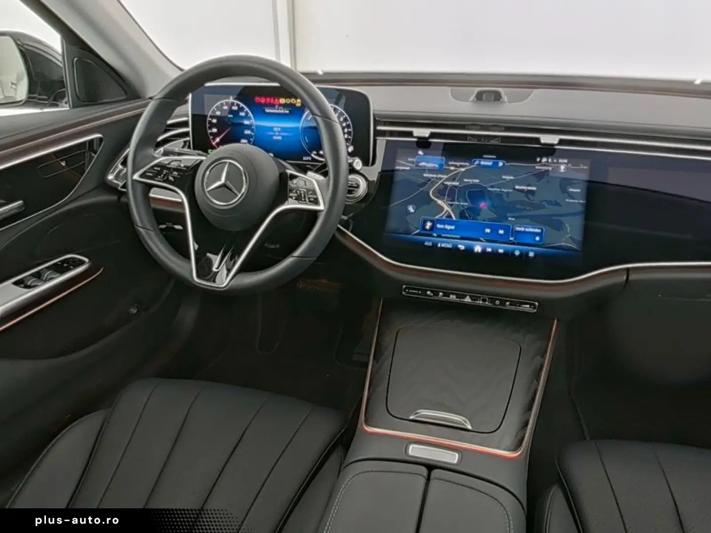 MERCEDES-BENZ E 300 e Avantgarde Superscreen Distron&hellip;