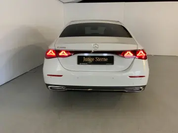 MERCEDES-BENZ E 200 AVANTGARDE Pano Burm4D 360  Superscreen