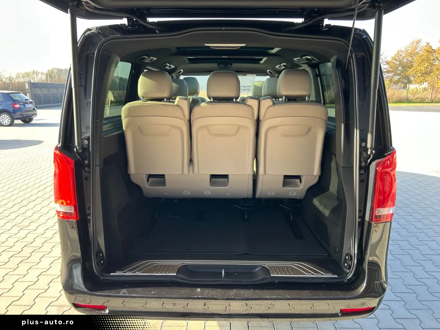 MERCEDES-BENZ V300d 4M Lang AMG - 8S-ACC-2xEl.Tür-Pa&hellip;