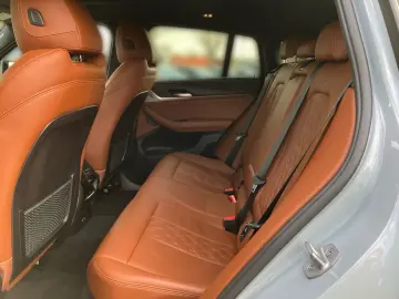 BMW X4 M40i HUD Pano Laser LC Prof. DA Pro 21´´ H K