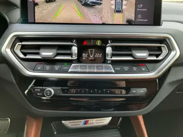 BMW X4 M40i HUD Pano Laser LC Prof. DA Pro 21´´ H K