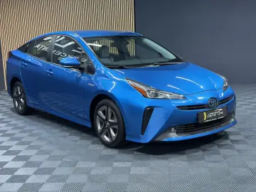 Toyota Prius 1.8 VVT-i Hybrid Lounge 5d