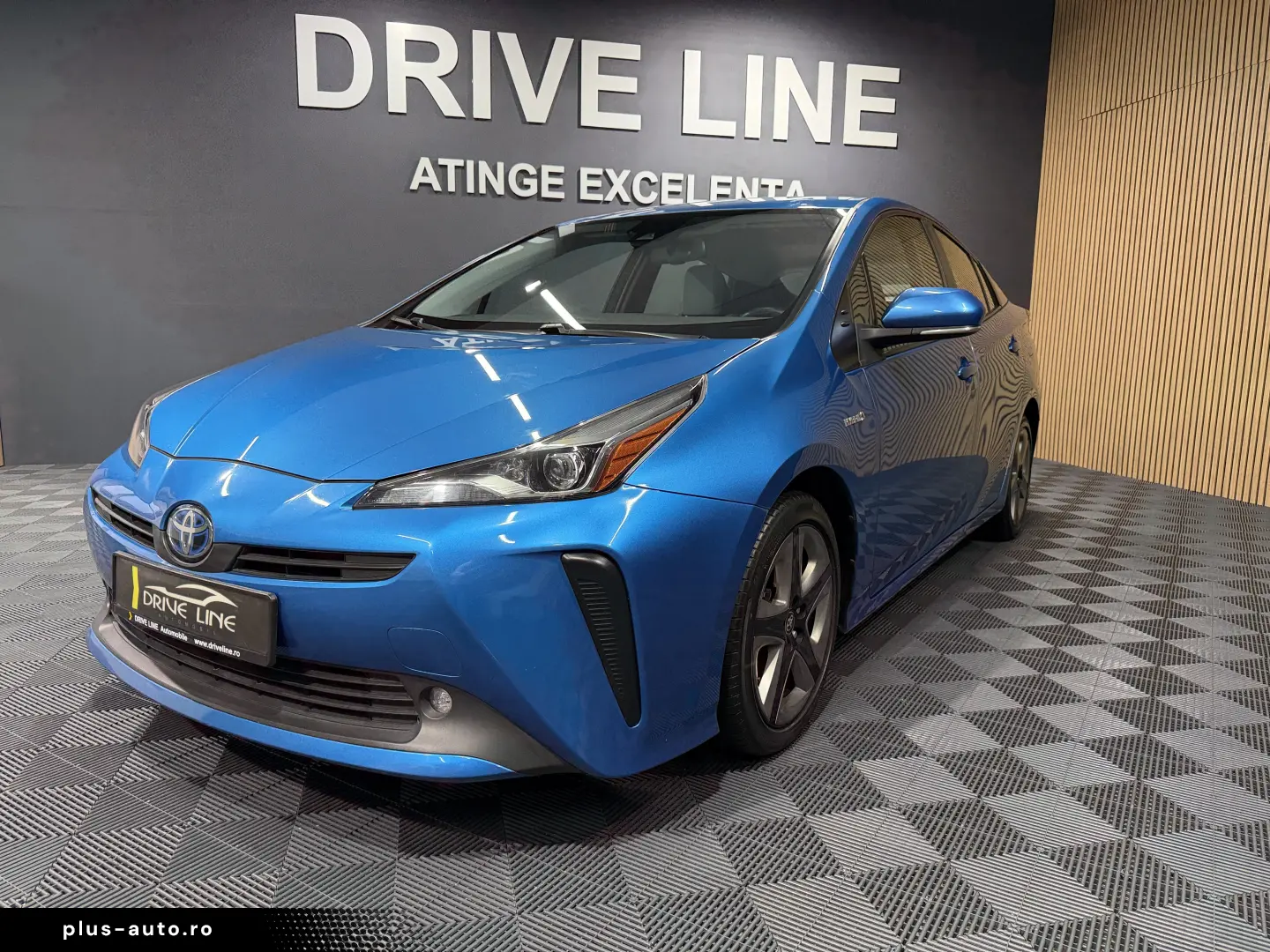 Toyota Prius 1.8 VVT-i Hybrid Lounge 5d