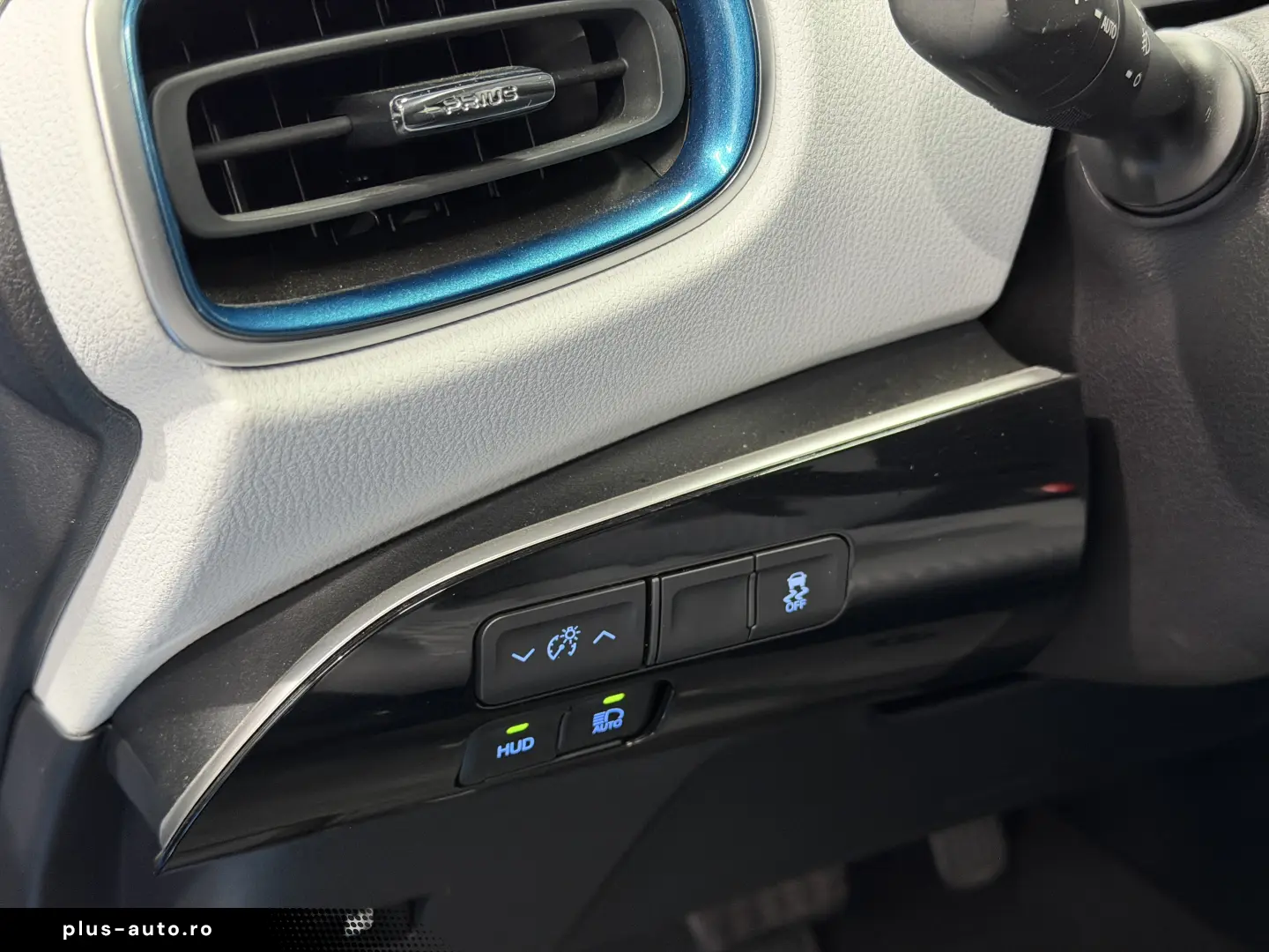 Toyota Prius 1.8 VVT-i Hybrid Lounge 5d