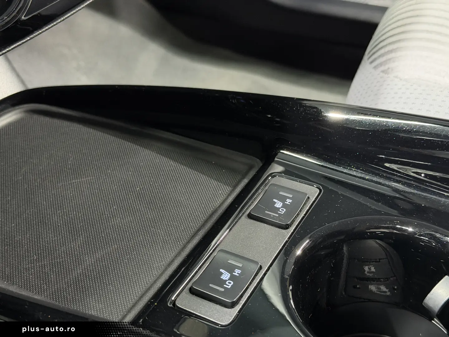 Toyota Prius 1.8 VVT-i Hybrid Lounge 5d