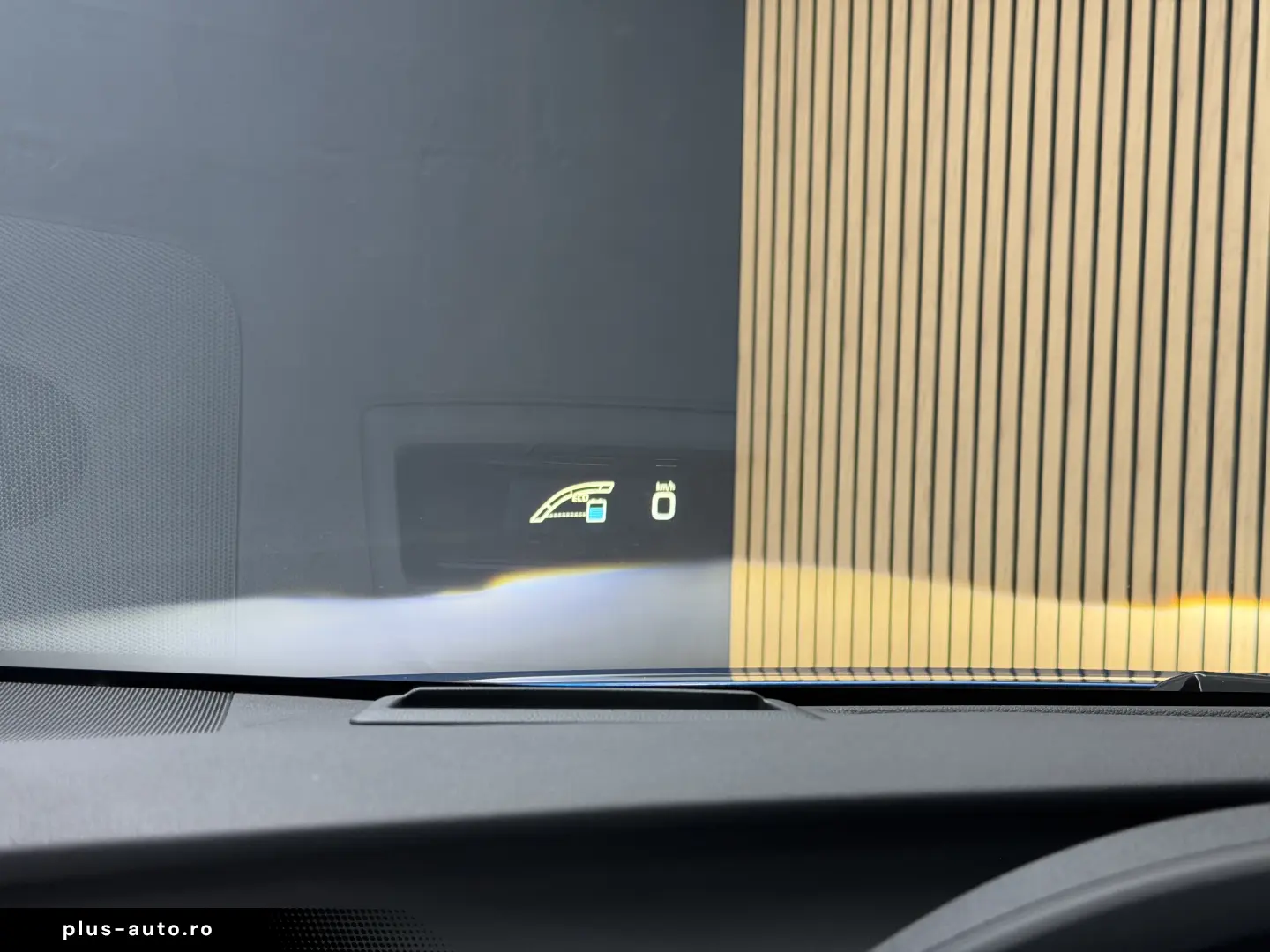 Toyota Prius 1.8 VVT-i Hybrid Lounge 5d