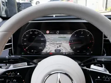 MERCEDES-BENZ E 220 d Avantgarde Super Beige LED Cam…