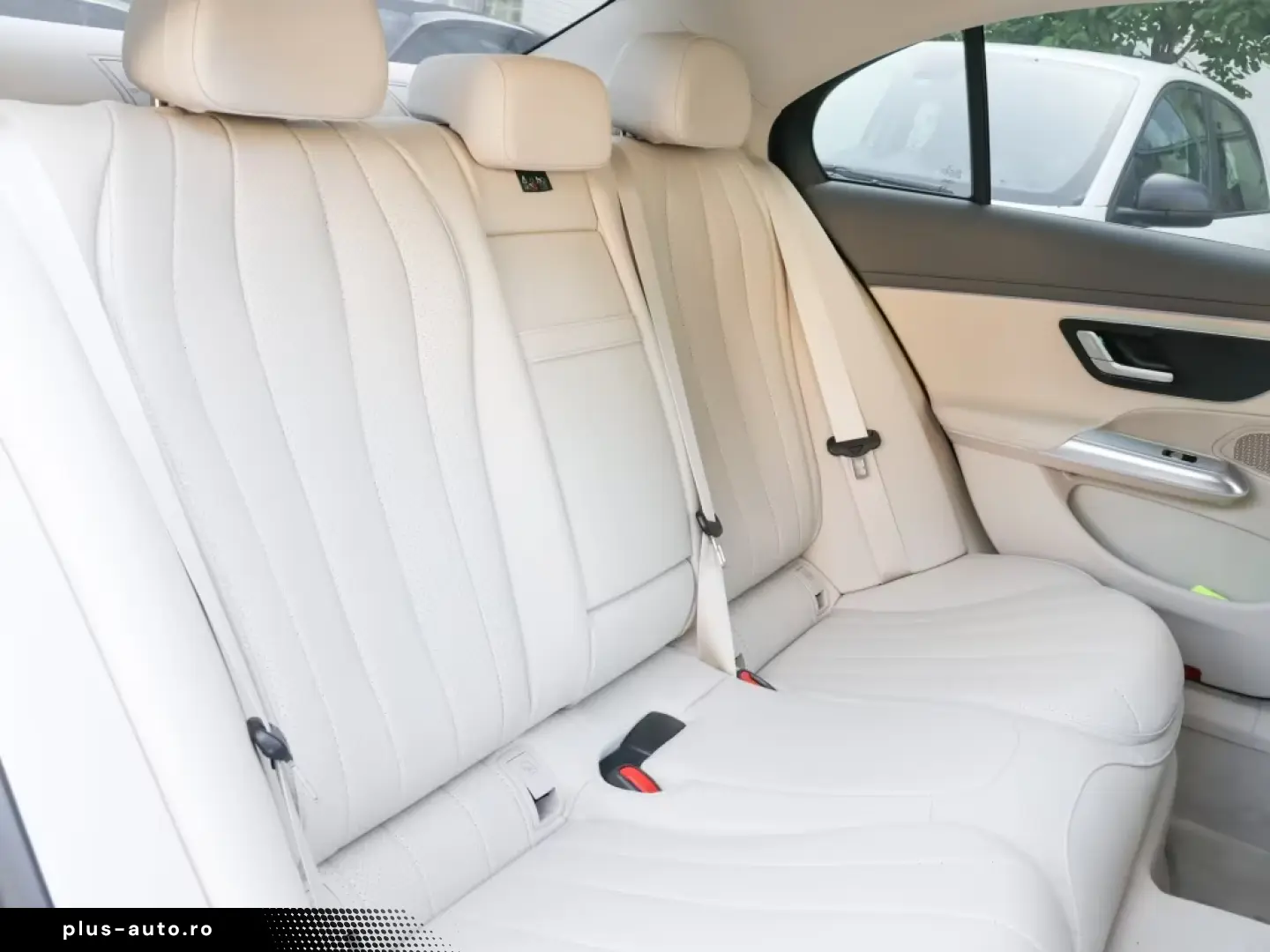MERCEDES-BENZ E 220 d Avantgarde Super Beige LED Cam&hellip;