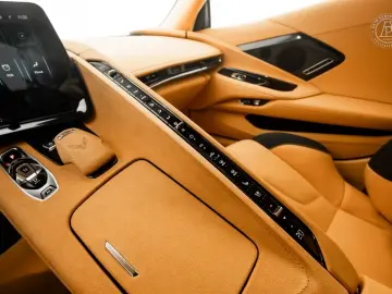 Corvette C8 Stingray Targa V8 482hp