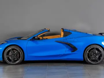 Corvette C8 Stingray Targa V8 482hp