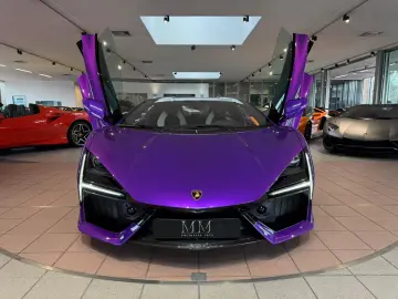 Lamborghini Revuelto  Carbon