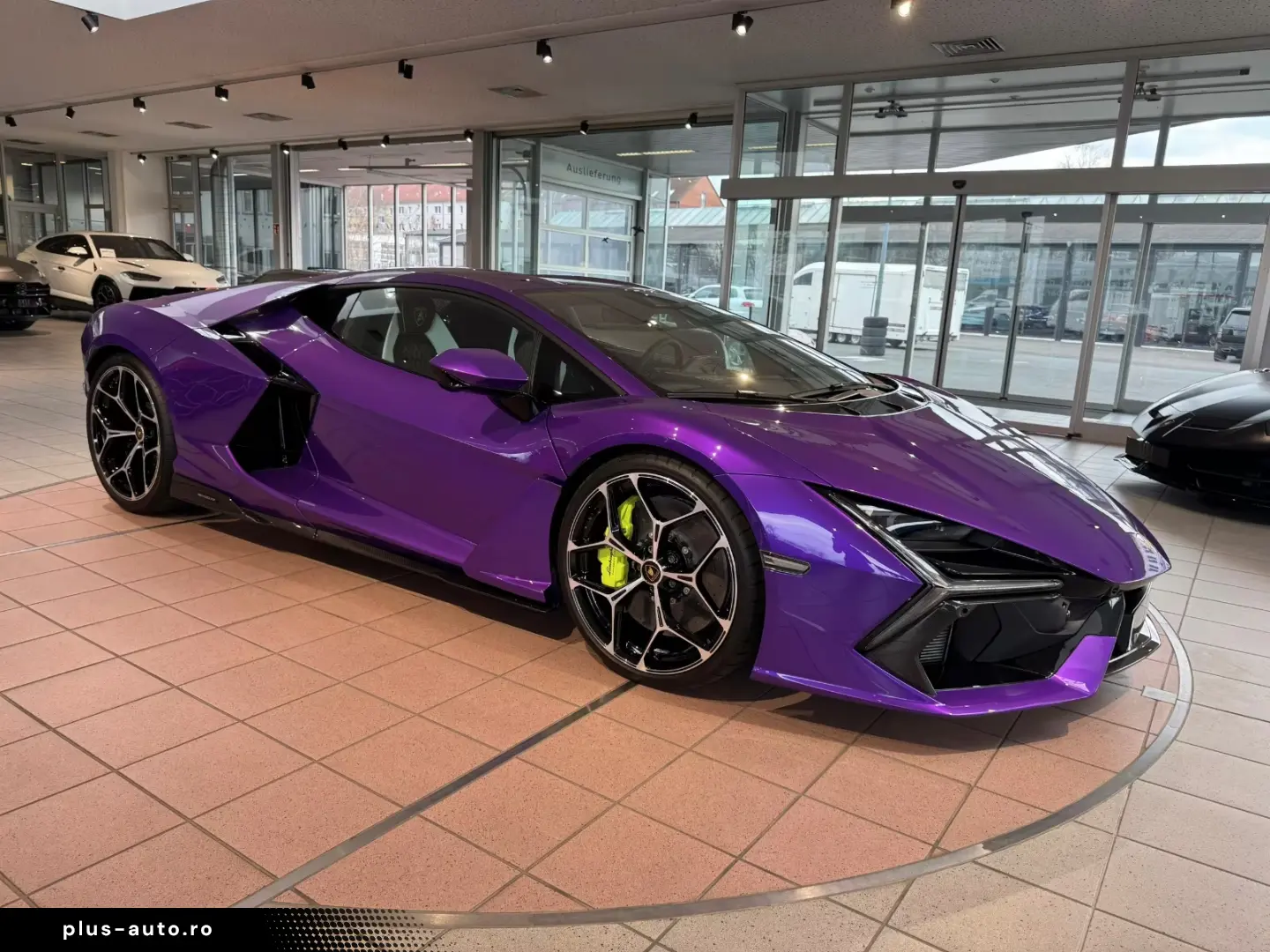 Lamborghini Revuelto  Carbon