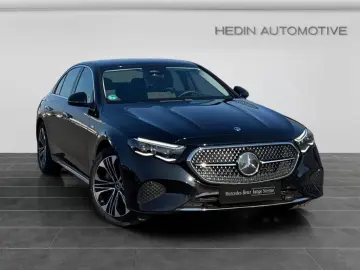 MERCEDES-BENZ E 400 e 4M AHK DISTR DIGILIGHT 360