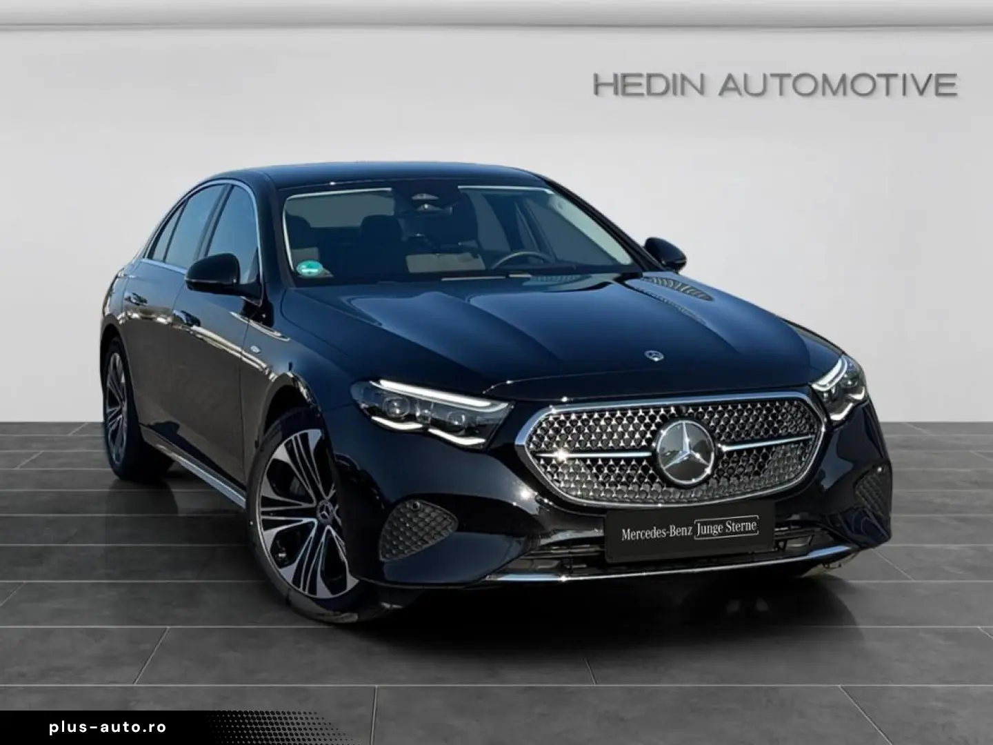 MERCEDES-BENZ E 400 e 4M AHK DISTR DIGILIGHT 360