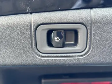 MERCEDES-BENZ E 400 e 4M AHK DISTR DIGILIGHT 360