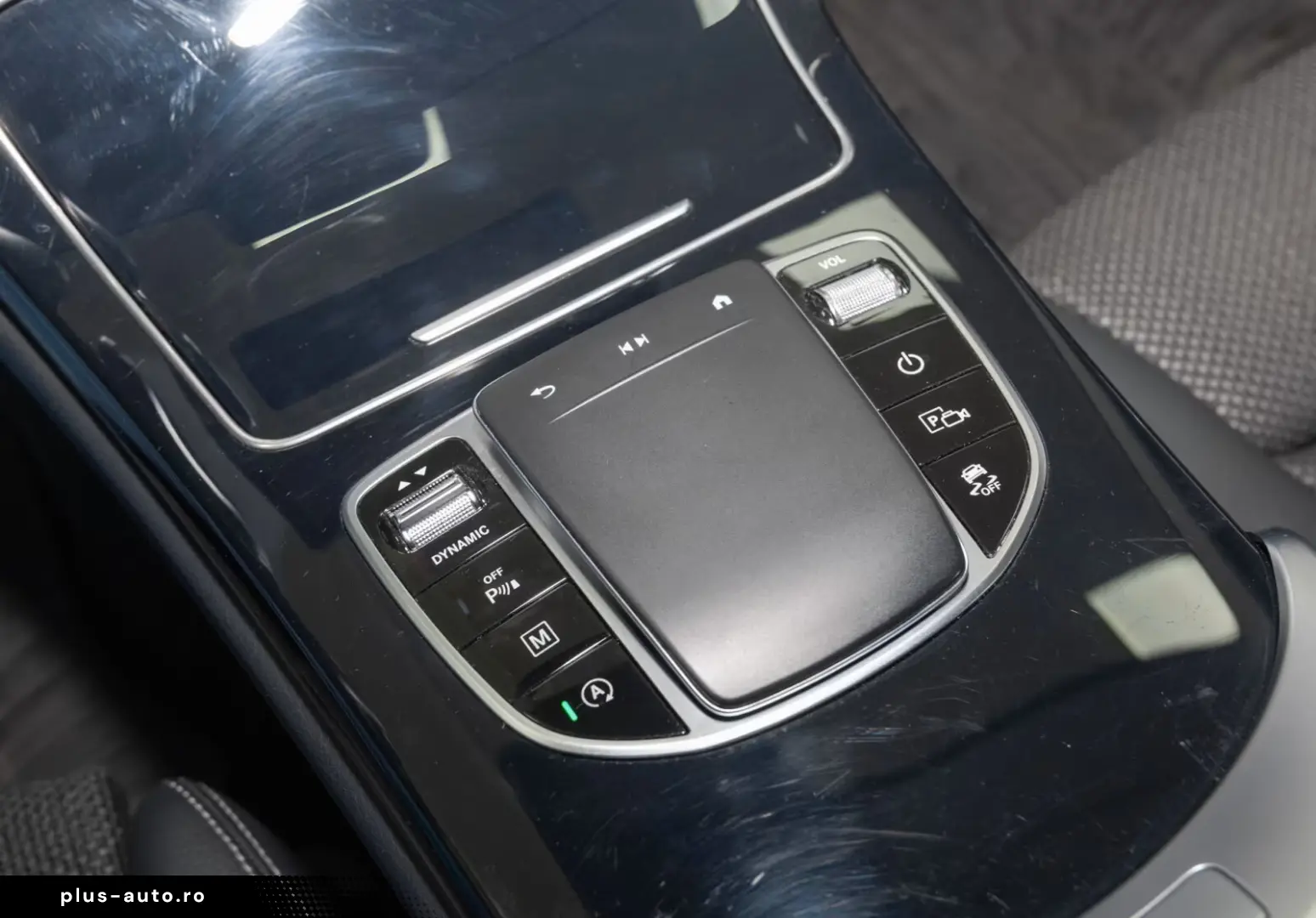 MERCEDES-BENZ GLC 220 d 4M