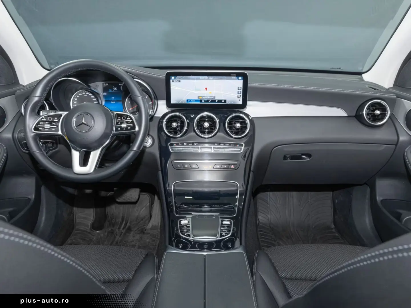 MERCEDES-BENZ GLC 220 d 4M