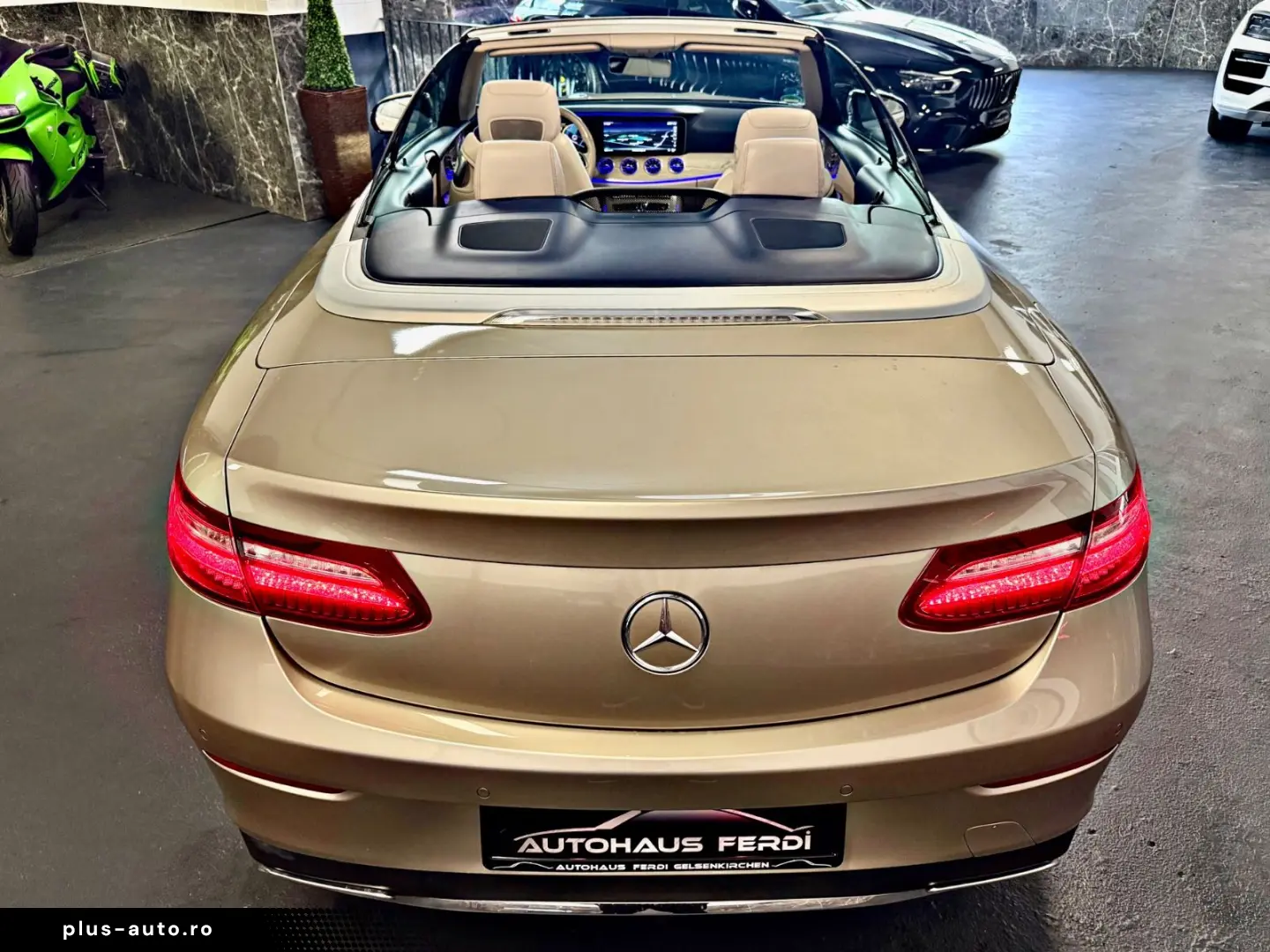 MERCEDES-BENZ E 200 4Matic AMG Cabrio Distronic Plus Memory