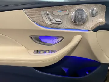 MERCEDES-BENZ E 200 4Matic AMG Cabrio Distronic Plus Memory