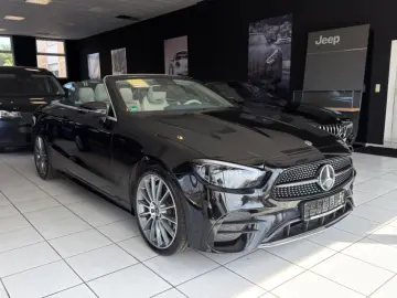 MERCEDES-BENZ E 300d Cabrio 4M 2xAMG Yacht MB100 LED&hellip;