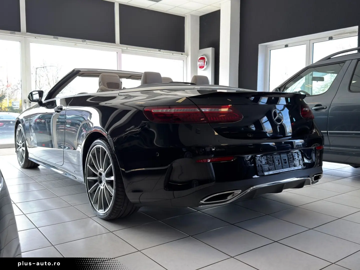 MERCEDES-BENZ E 300d Cabrio 4M 2xAMG Yacht MB100 LED&hellip;