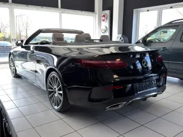 MERCEDES-BENZ E 300d Cabrio 4M 2xAMG Yacht MB100 LED&hellip;