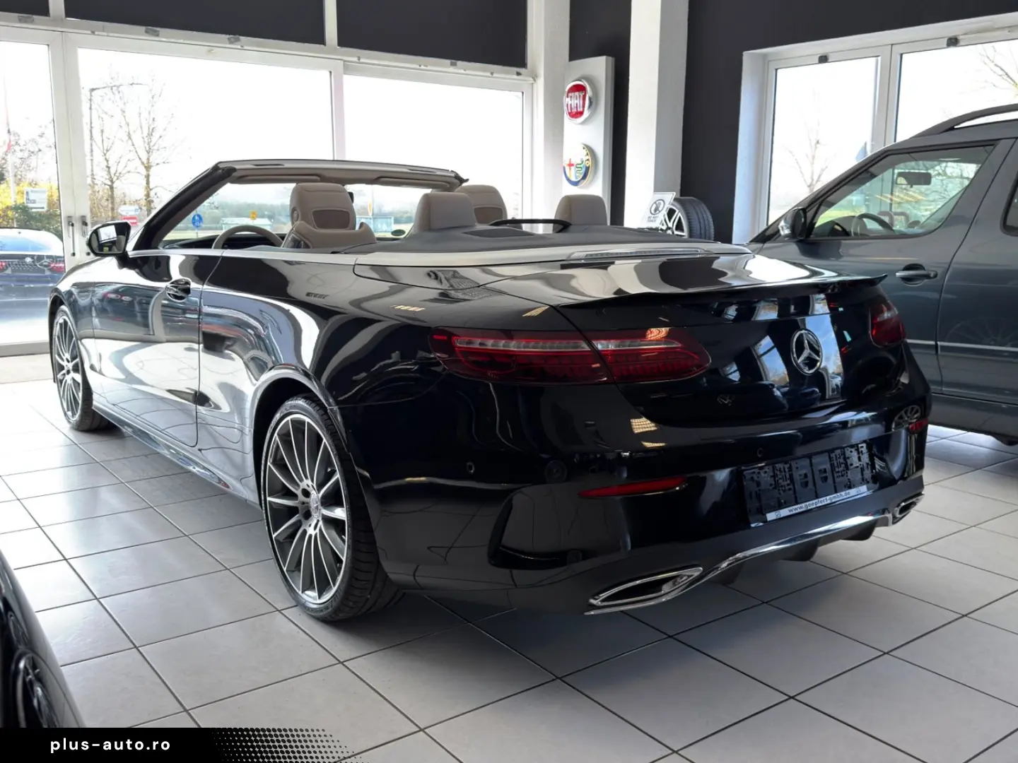 MERCEDES-BENZ E 300d Cabrio 4M 2xAMG Yacht MB100 LED&hellip;