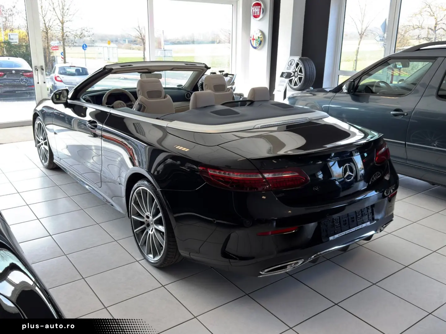 MERCEDES-BENZ E 300d Cabrio 4M 2xAMG Yacht MB100 LED&hellip;