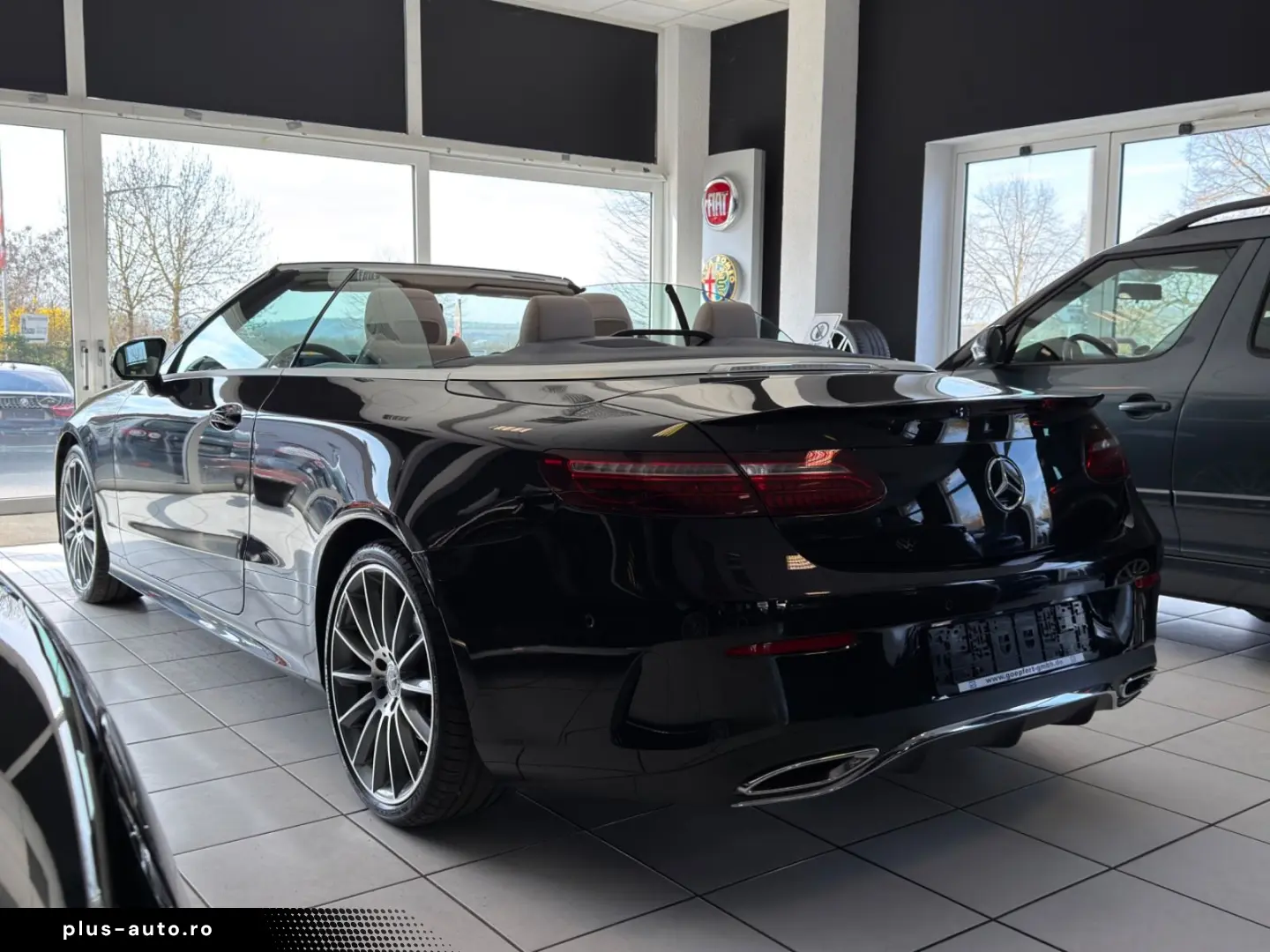 MERCEDES-BENZ E 300d Cabrio 4M 2xAMG Yacht MB100 LED&hellip;