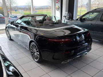 MERCEDES-BENZ E 300d Cabrio 4M 2xAMG Yacht MB100 LED&hellip;