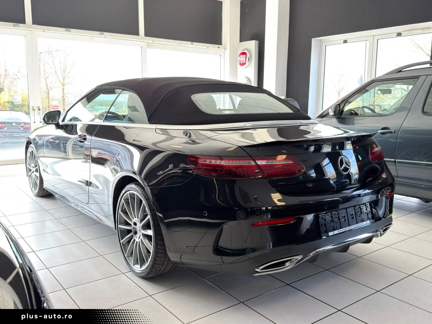 MERCEDES-BENZ E 300d Cabrio 4M 2xAMG Yacht MB100 LED&hellip;