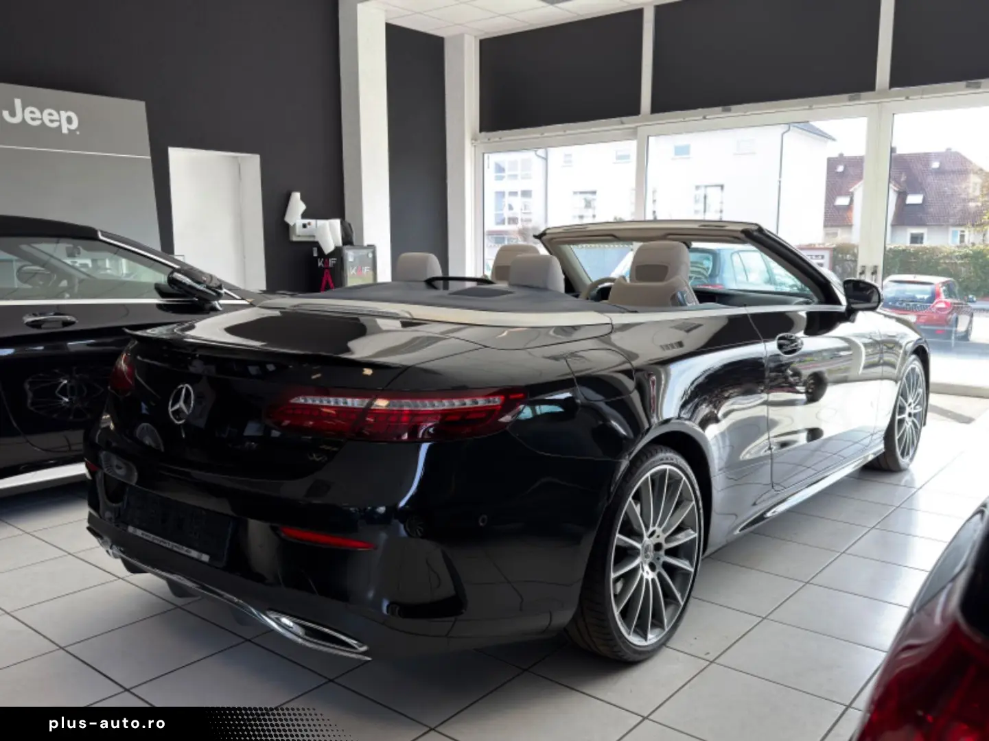 MERCEDES-BENZ E 300d Cabrio 4M 2xAMG Yacht MB100 LED&hellip;