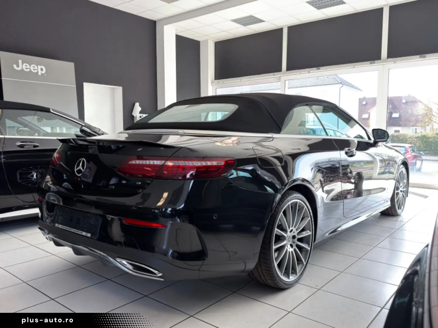 MERCEDES-BENZ E 300d Cabrio 4M 2xAMG Yacht MB100 LED&hellip;