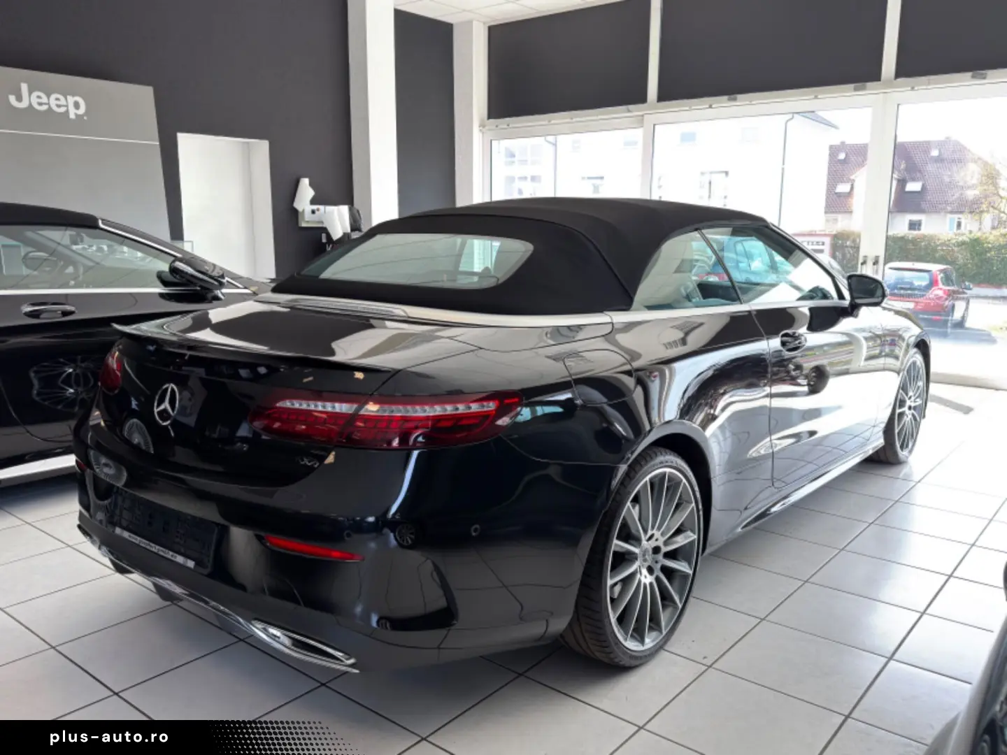 MERCEDES-BENZ E 300d Cabrio 4M 2xAMG Yacht MB100 LED&hellip;